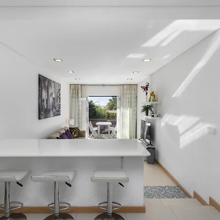 Amazing Flat In Olhos De Agua Apartment Olhos de Agua  Exterior photo